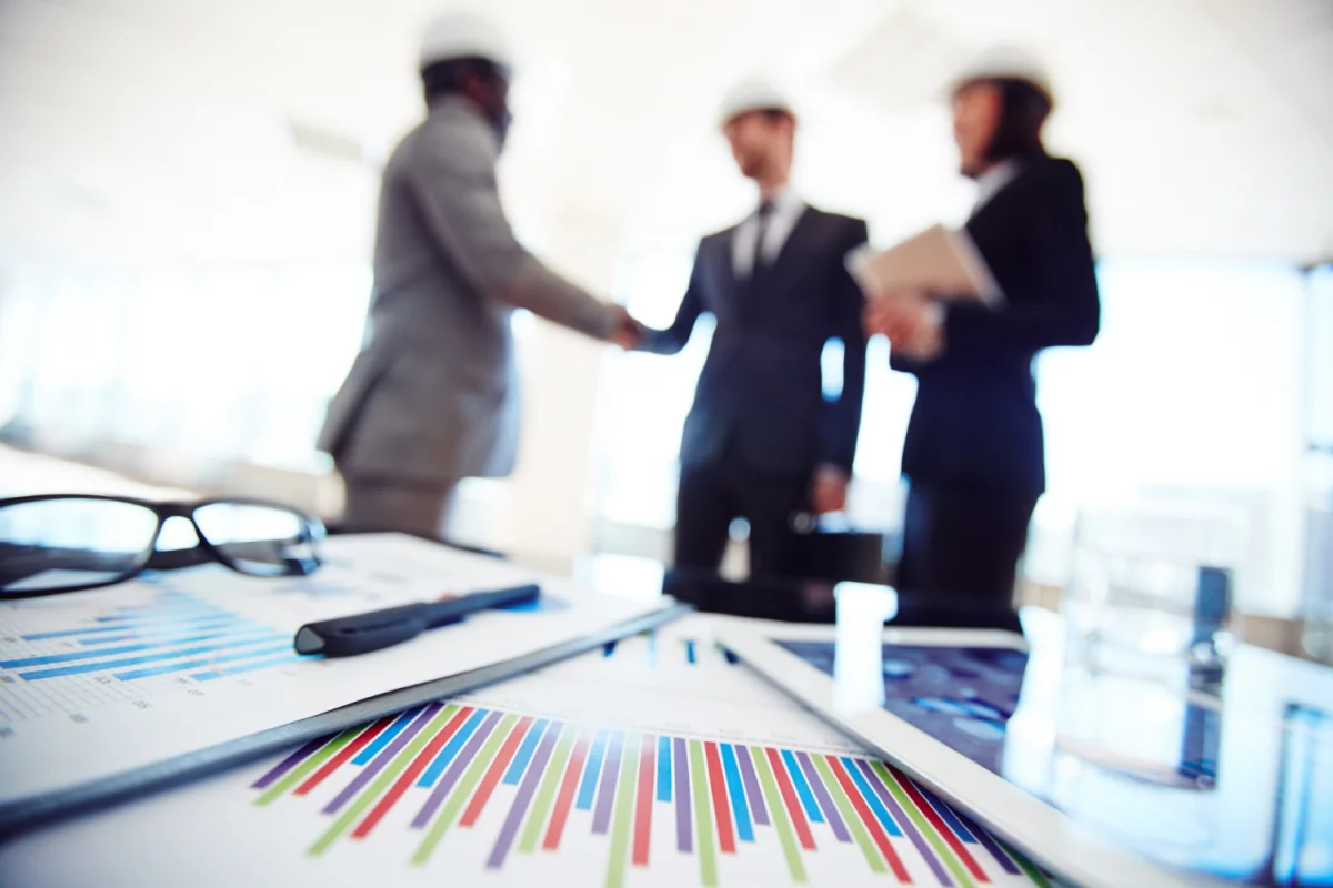 Jak pójść do restauracji i się nie nudzić?